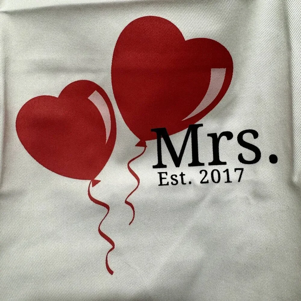 New Aprons Mr. & Mrs. Est 2017 White Black Wedding Engagement Bridal Shower Gift